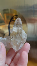 Load and play video in Gallery viewer, Quartz with Rutile (Pennsylvania)
